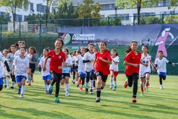 app下载-女孩的足球梦值得尊重！“亚足联女足日”活动连续三年在深举办